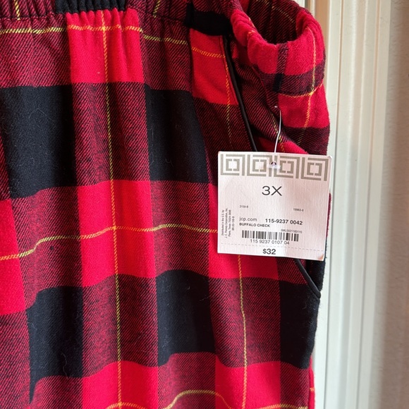 NWT LIZ CLAIBORNE WOMAN BLACK & RED PLAID FLANNEL SLEEP PANTS SZ 3X - Picture 3 of 8